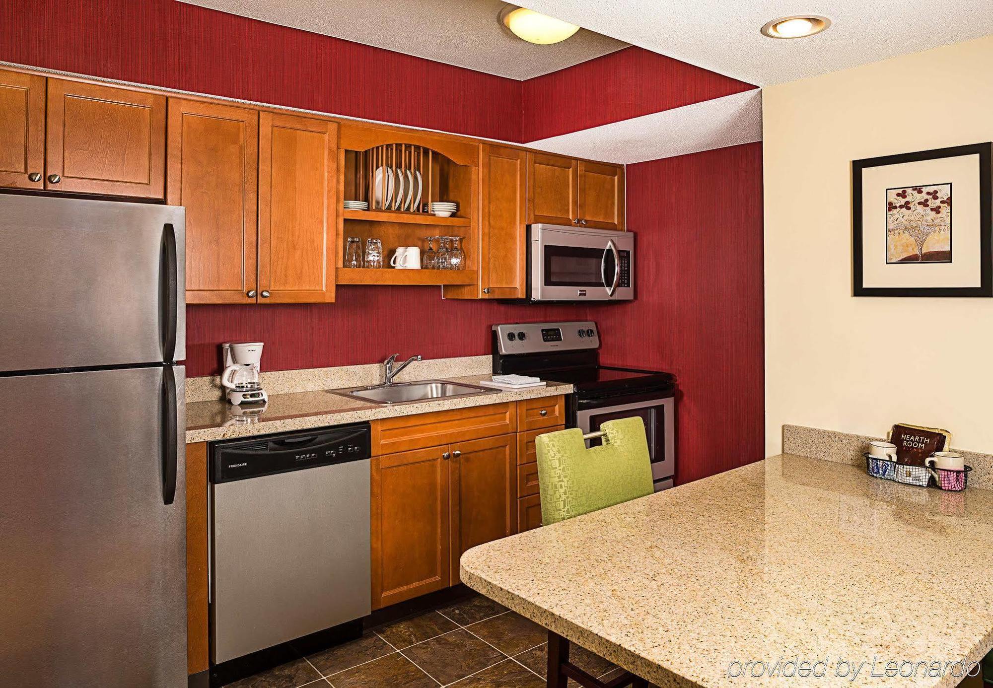 Hartford Hotel 3*
